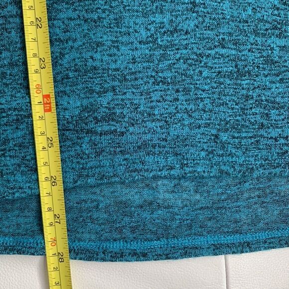 Juicy Couture Embellished Teardrop Neckline Short Sleeve Top Size L - Picture 8 of 10